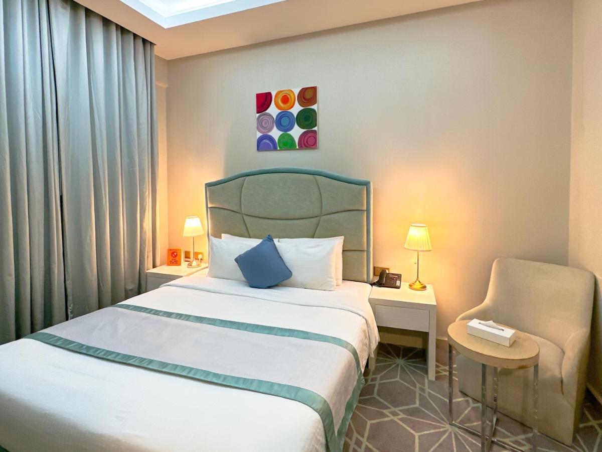 The Victory Hotel Doha Exteriör bild
