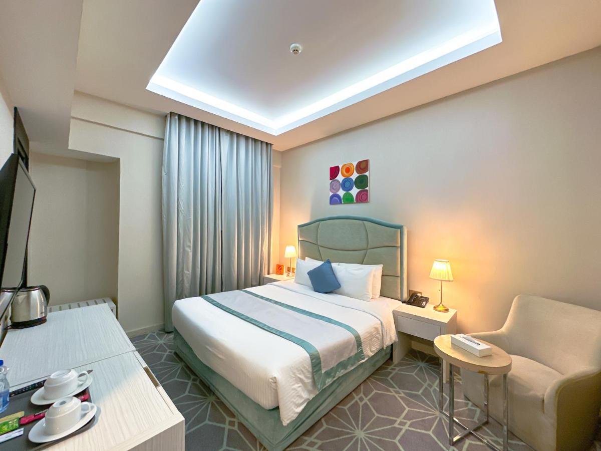 The Victory Hotel Doha Exteriör bild